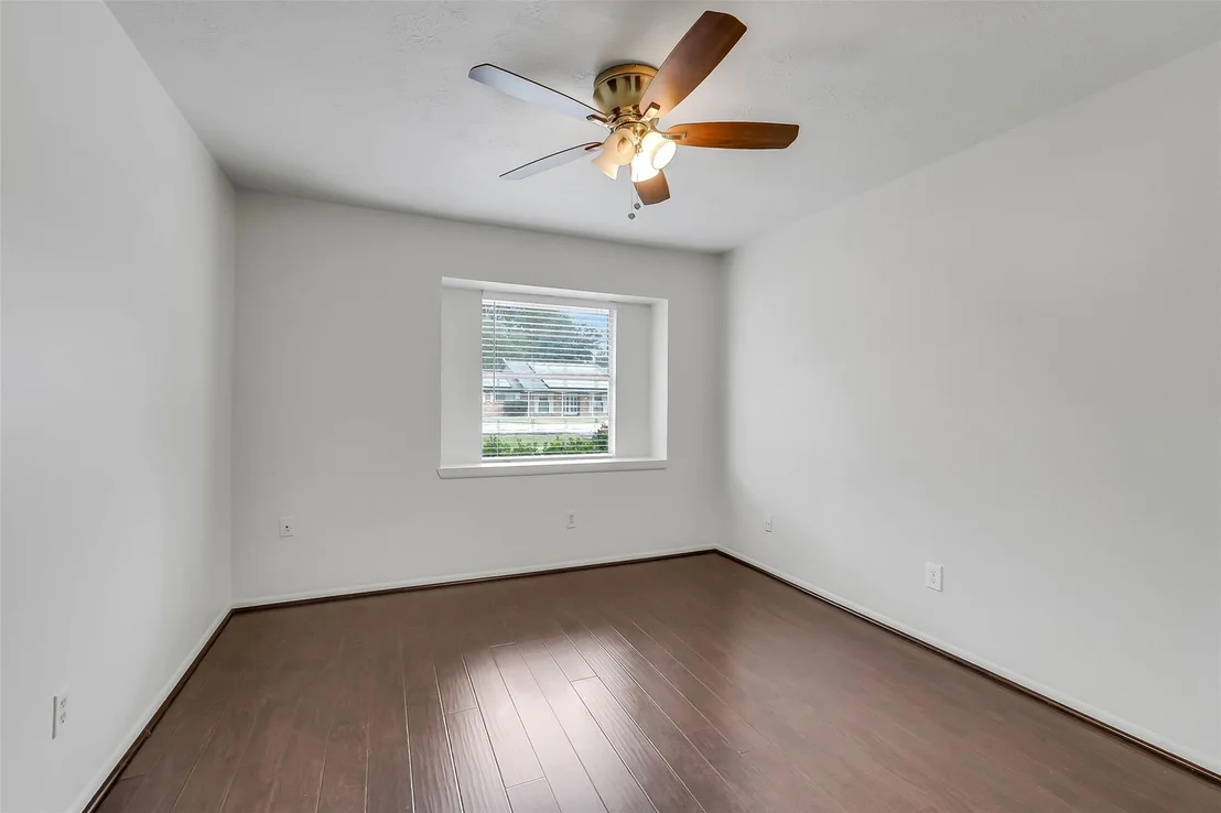 Photo of 25403 Glen Loch Drive