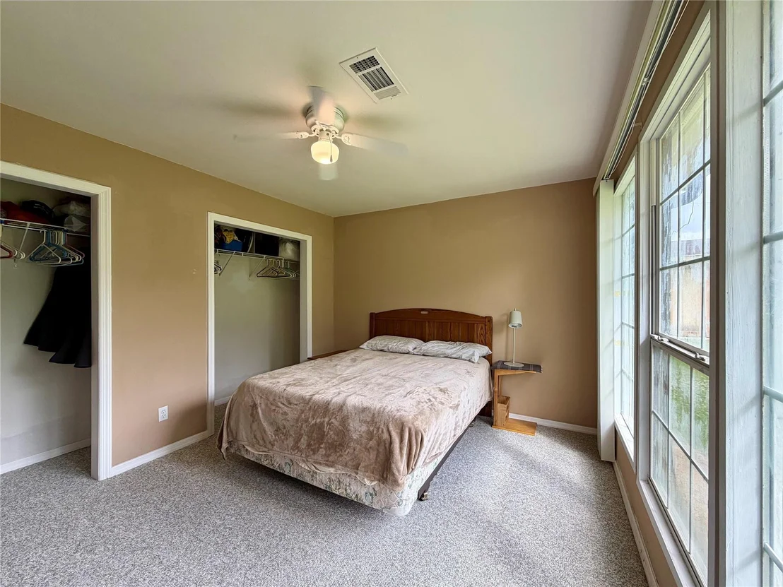 Photo of 114 Edgewater Street