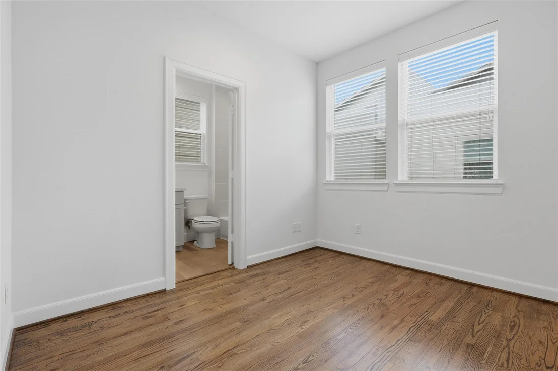 Photo of 2709 Clinton Drive