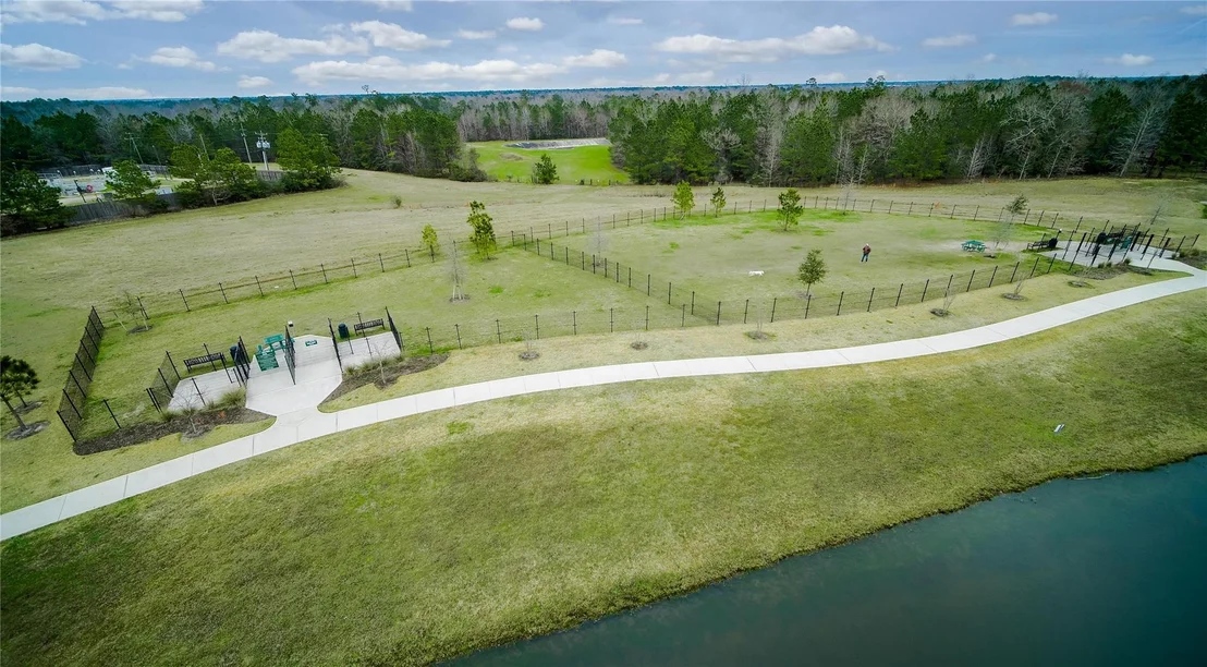 Photo of 115 Oak Estates Drive
