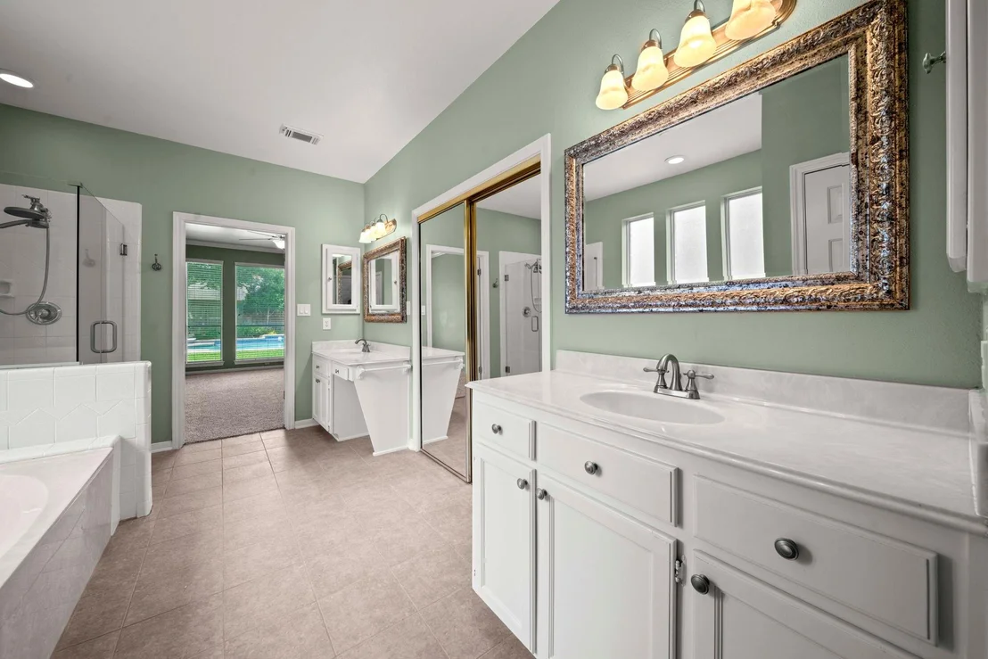 Photo of 1808 Brookside Drive