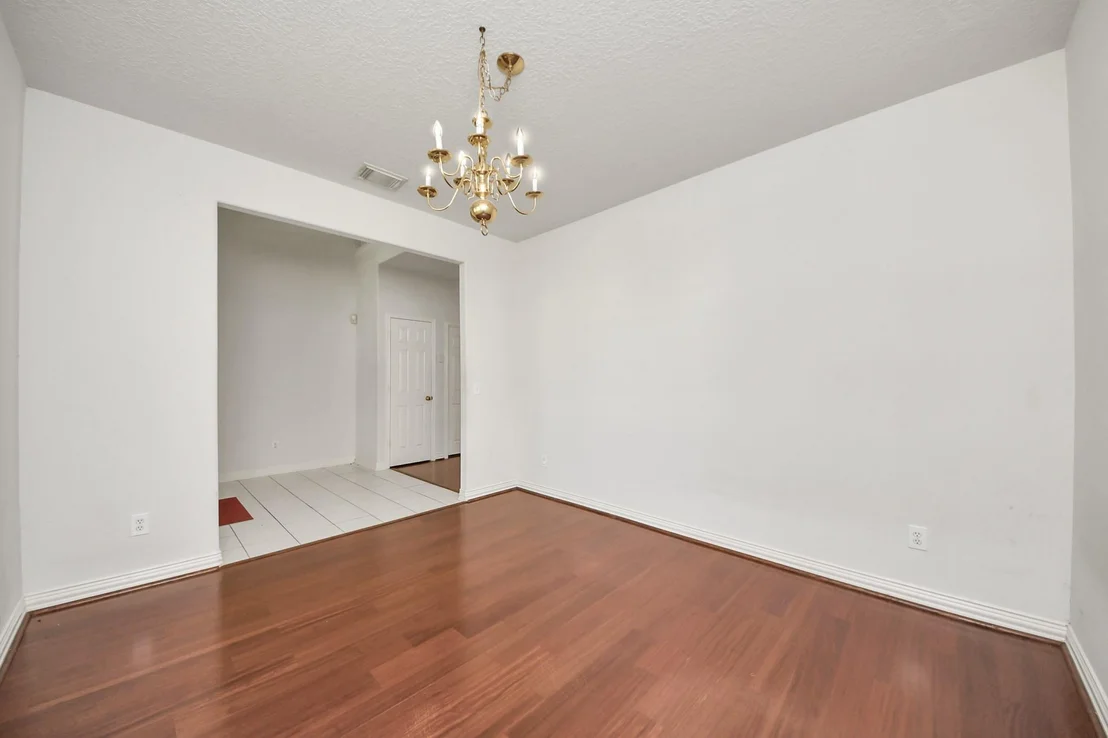 Photo of 19639 Azalea Brook Way