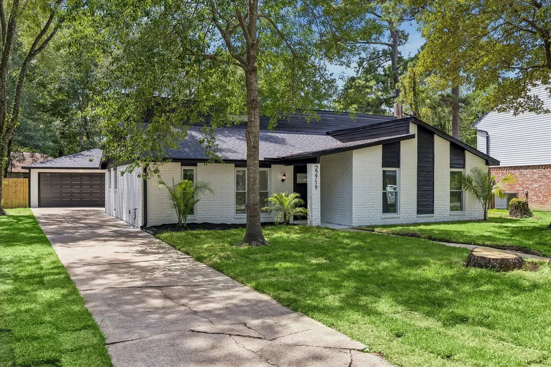 Photo of 22719 Lemon Grove Drive