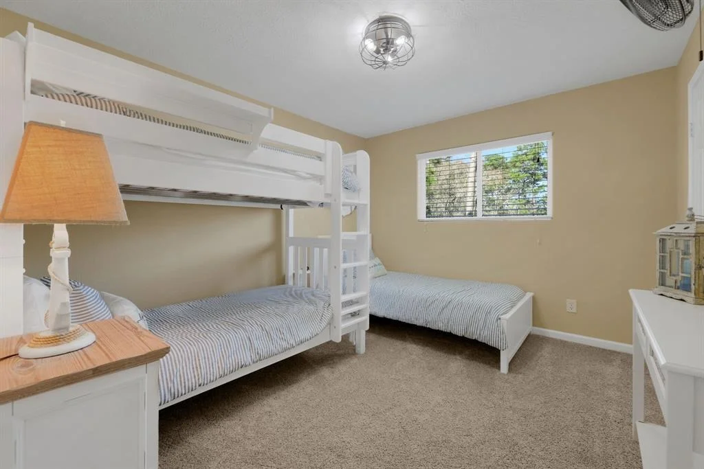 Photo of 221 Harbour Row Drive