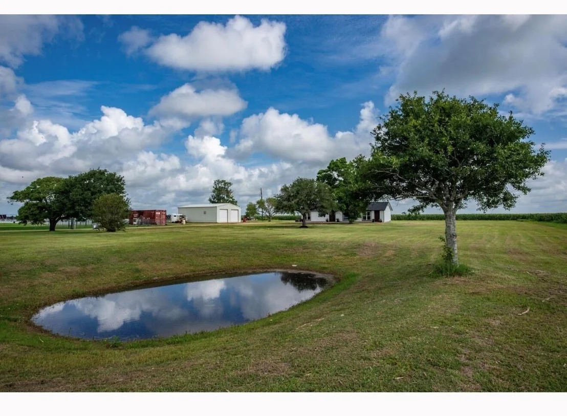 Photo of 1737 County Road 425