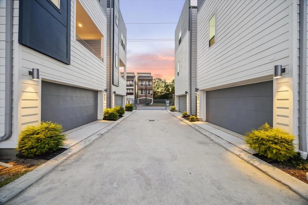 Photo of 1802 Elysian Street