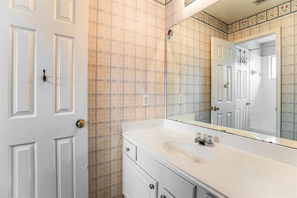 Photo of 2862 Everett Drive