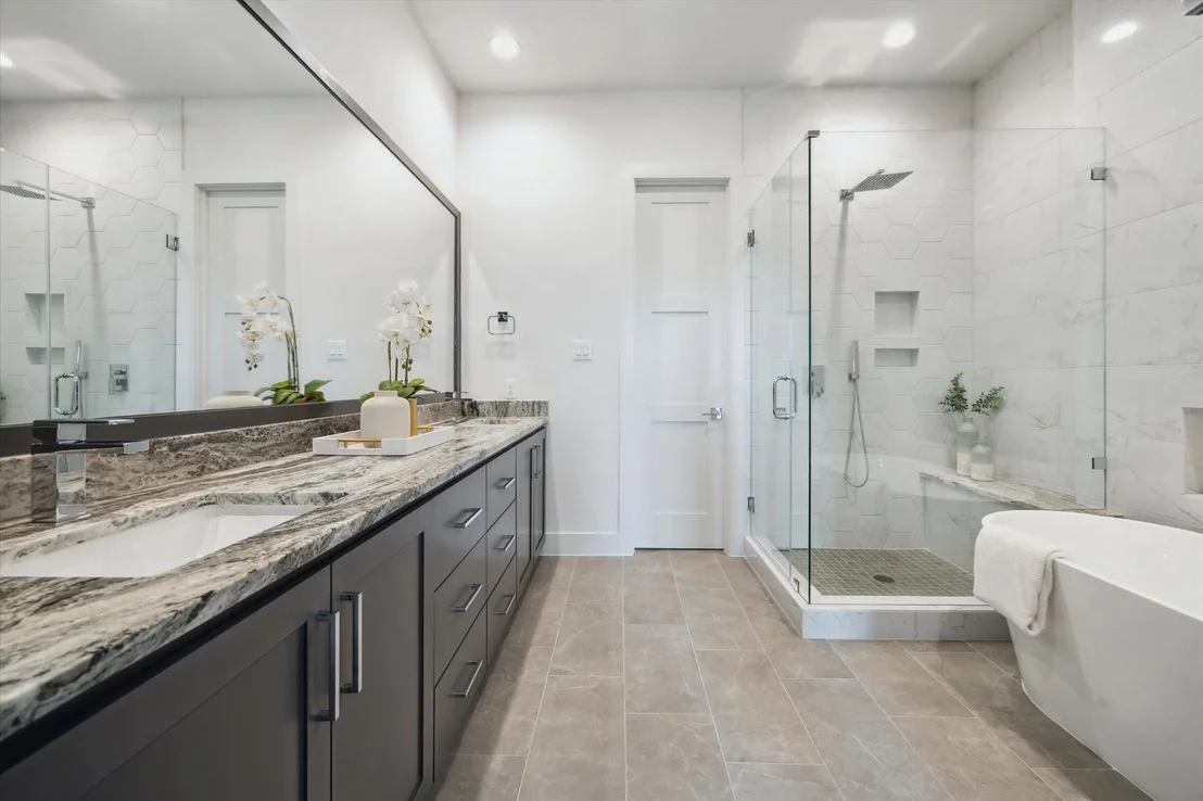 Photo of 2105 Emancipation Avenue