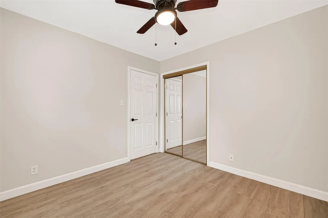 Photo of 2012 White Oak Drive