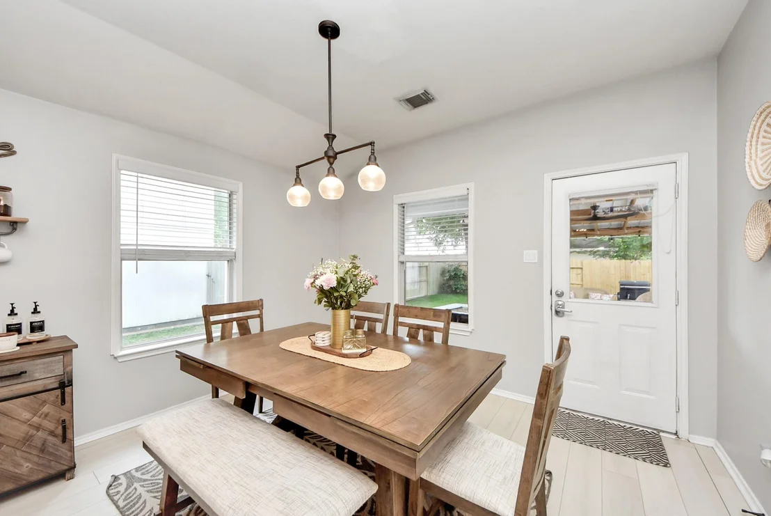 Photo of 15 Bark Bend Place
