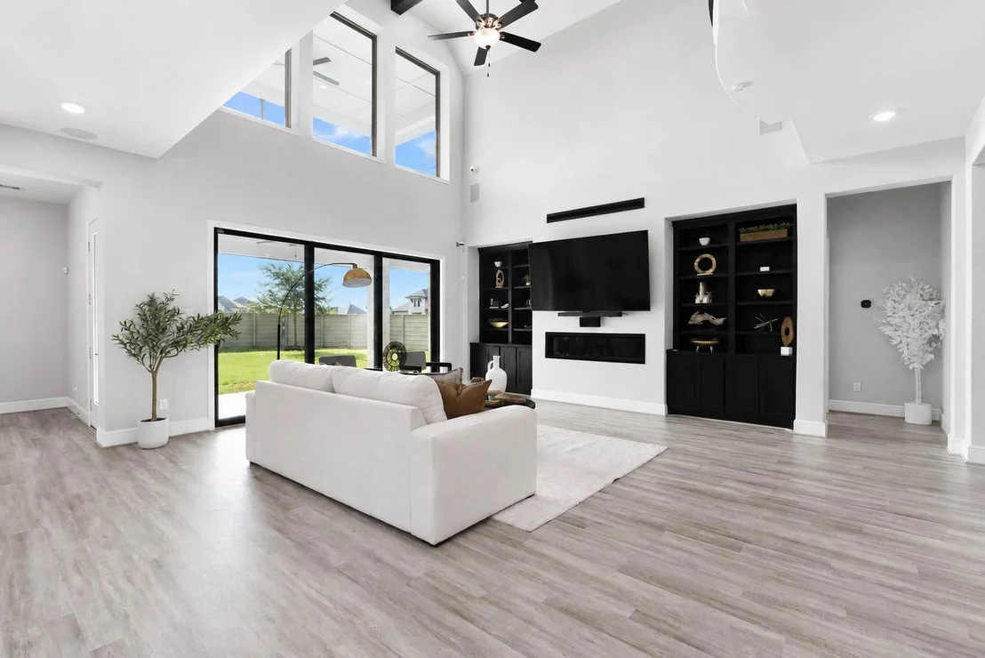 Photo of 4935 Grapevine Lane