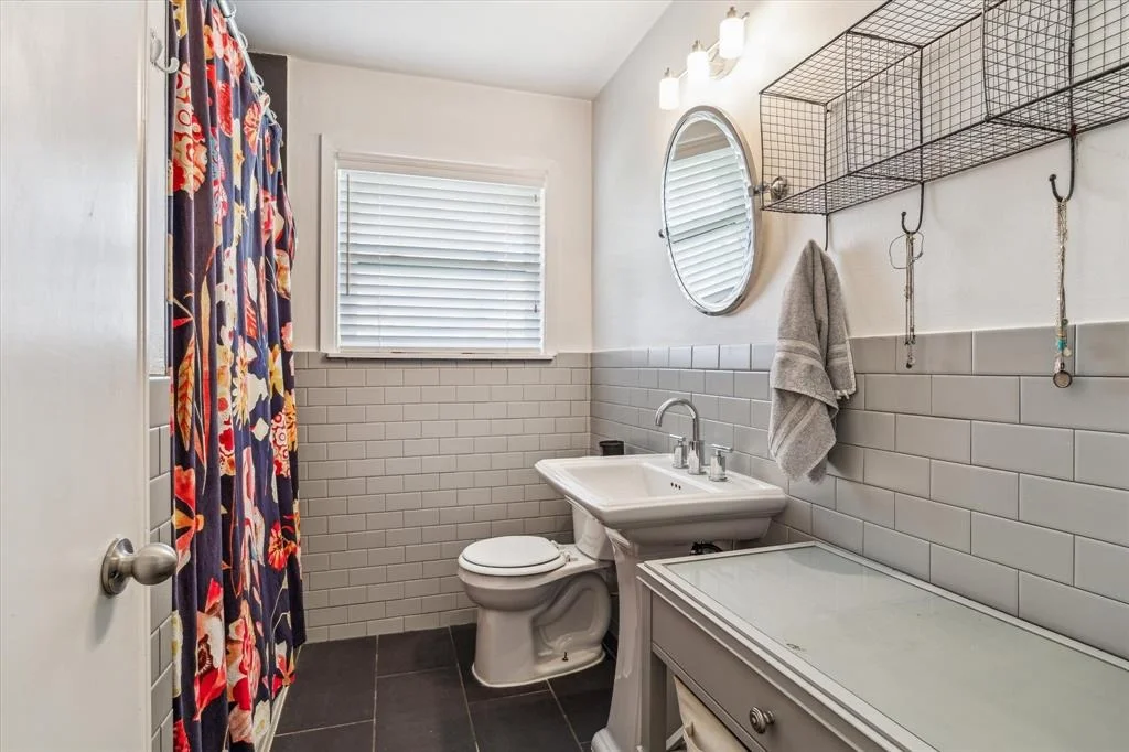 Photo of 2319 Lazybrook Drive