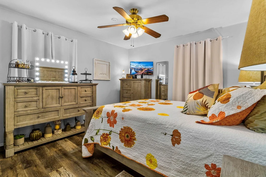 Photo of 188 Huckleberry Road