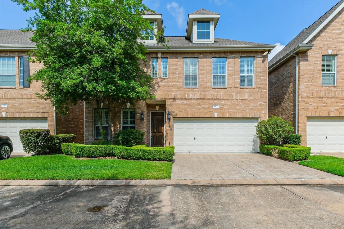 Photo of 1311 Shady Villa Pine
