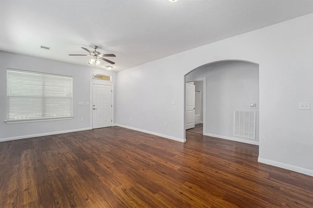 Photo of 1013 Veronica Street