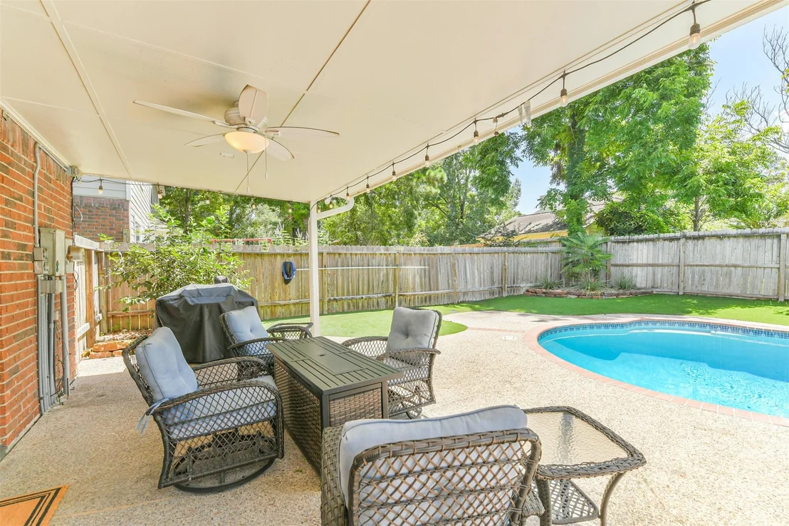 Photo of 2604 Silver Falls Drive