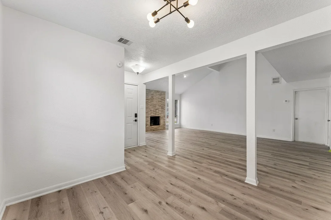 Photo of 10803 Sageriver Drive