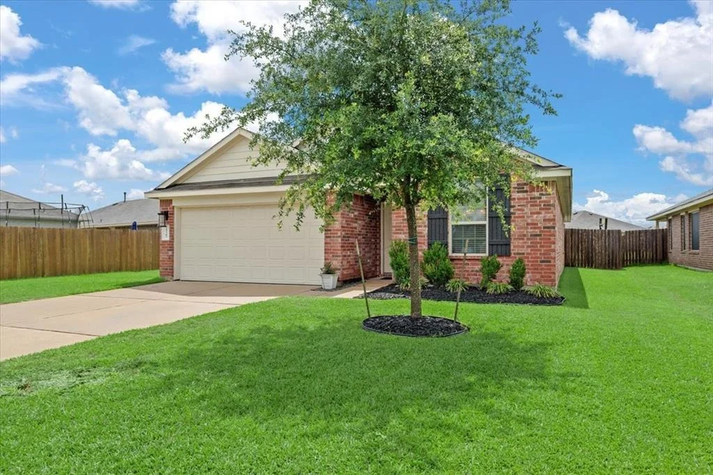 Photo of 23707 Water Hickory Drive