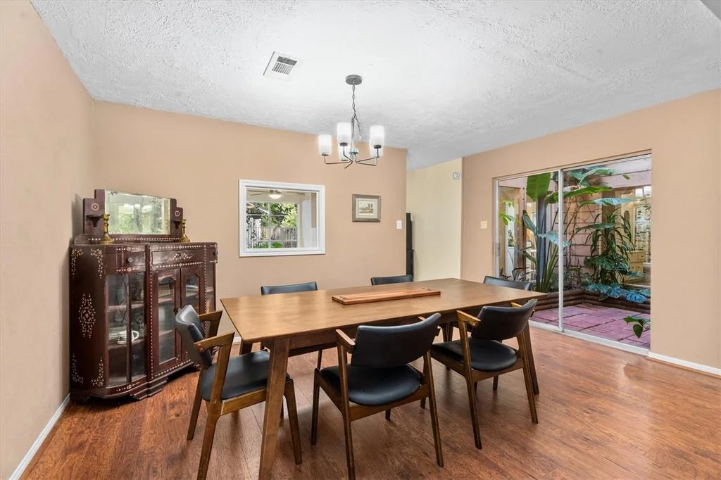 Photo of 4638 Deer Point Drive