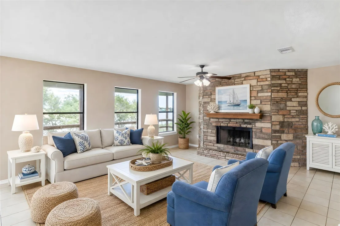 Photo of 1847 Fairway Drive