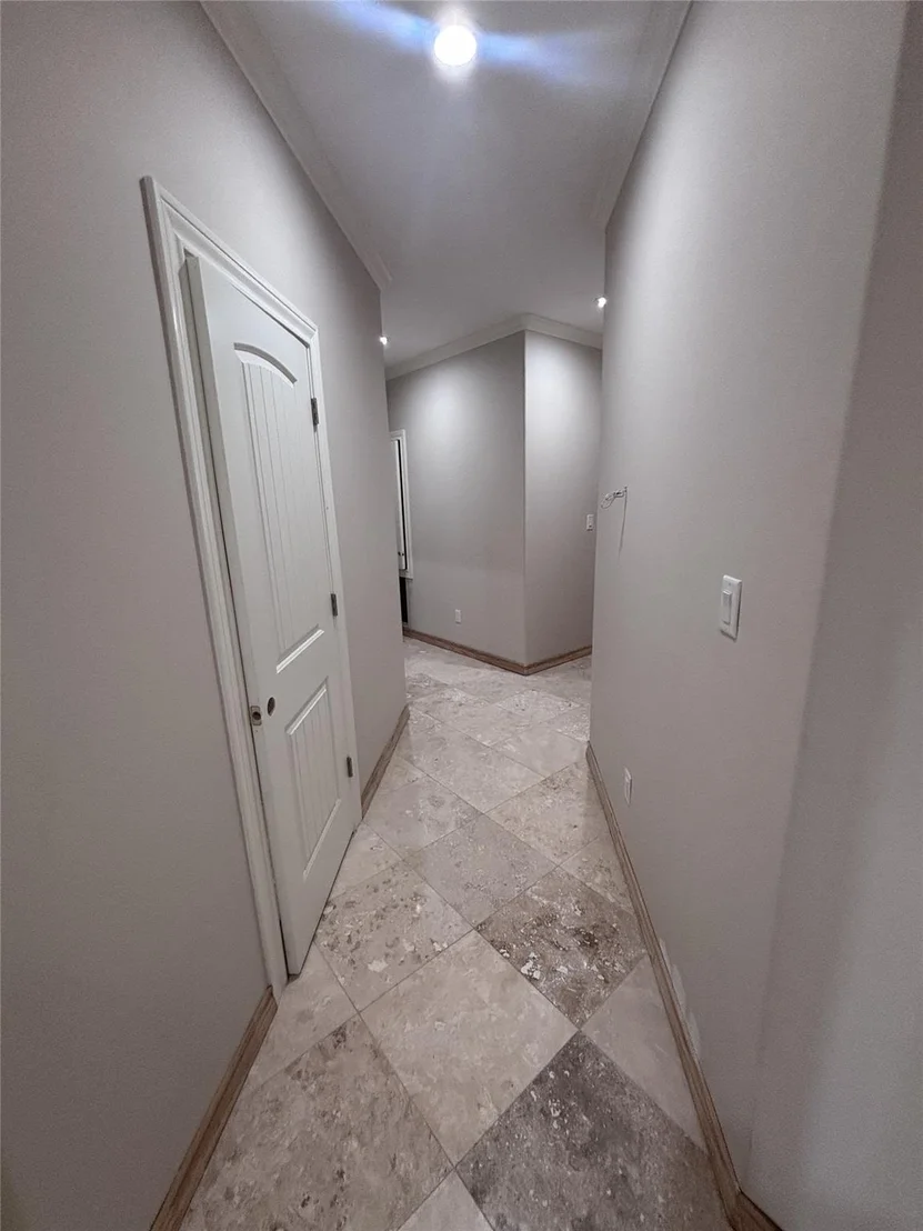 Photo of 1001 Harbor Lane