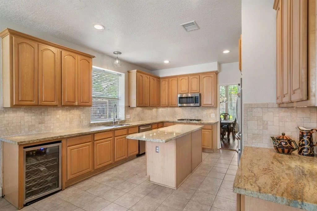 Photo of 11111 Hillside Glen Trail