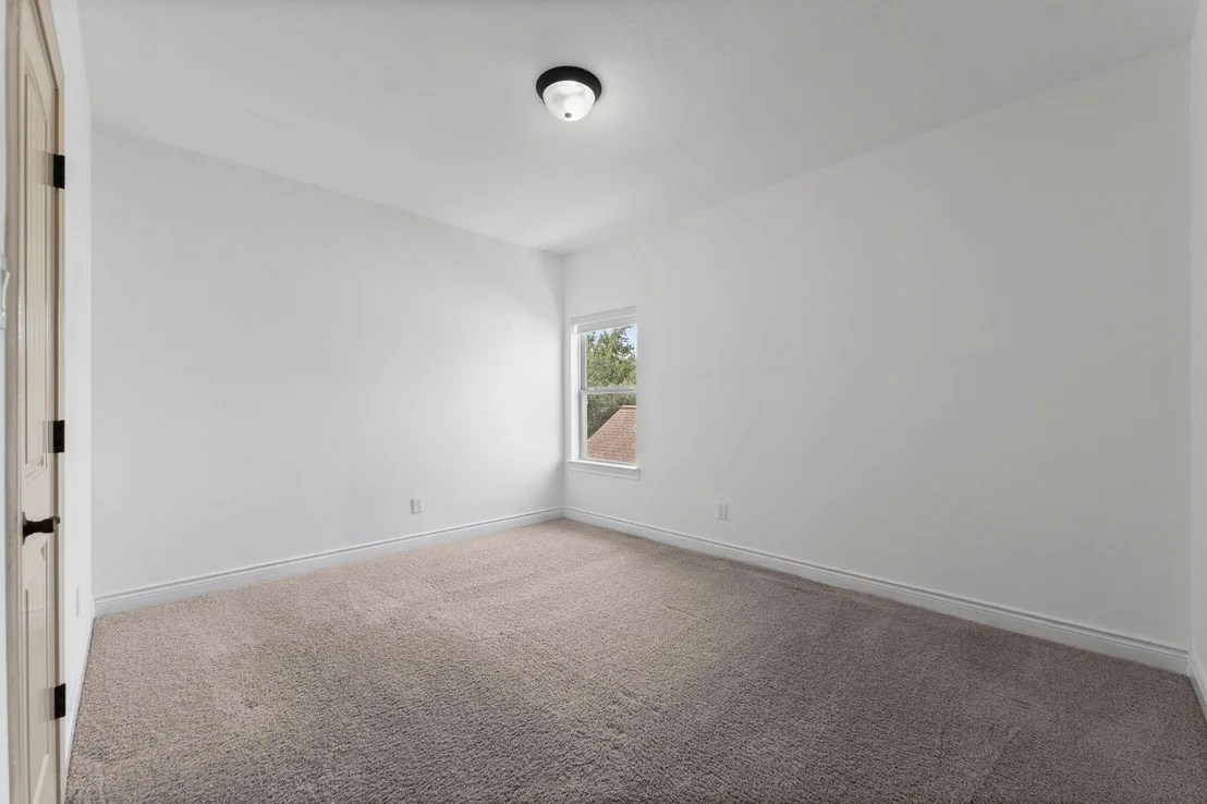 Photo of 18619 Duke Lake Drive