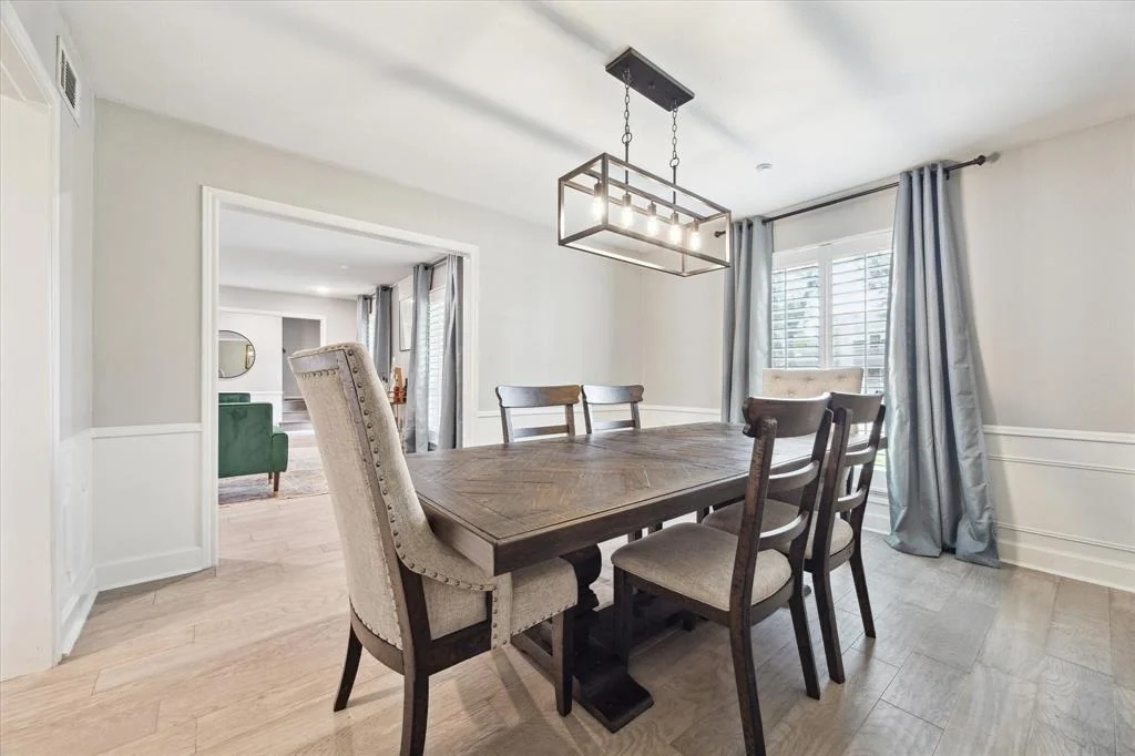 Photo of 7603 Meadowvale Drive