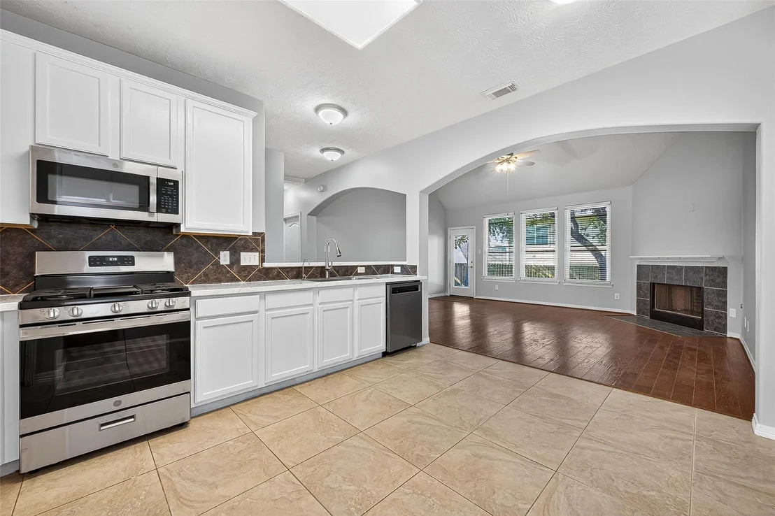 Photo of 2202 Highland Crossing Drive
