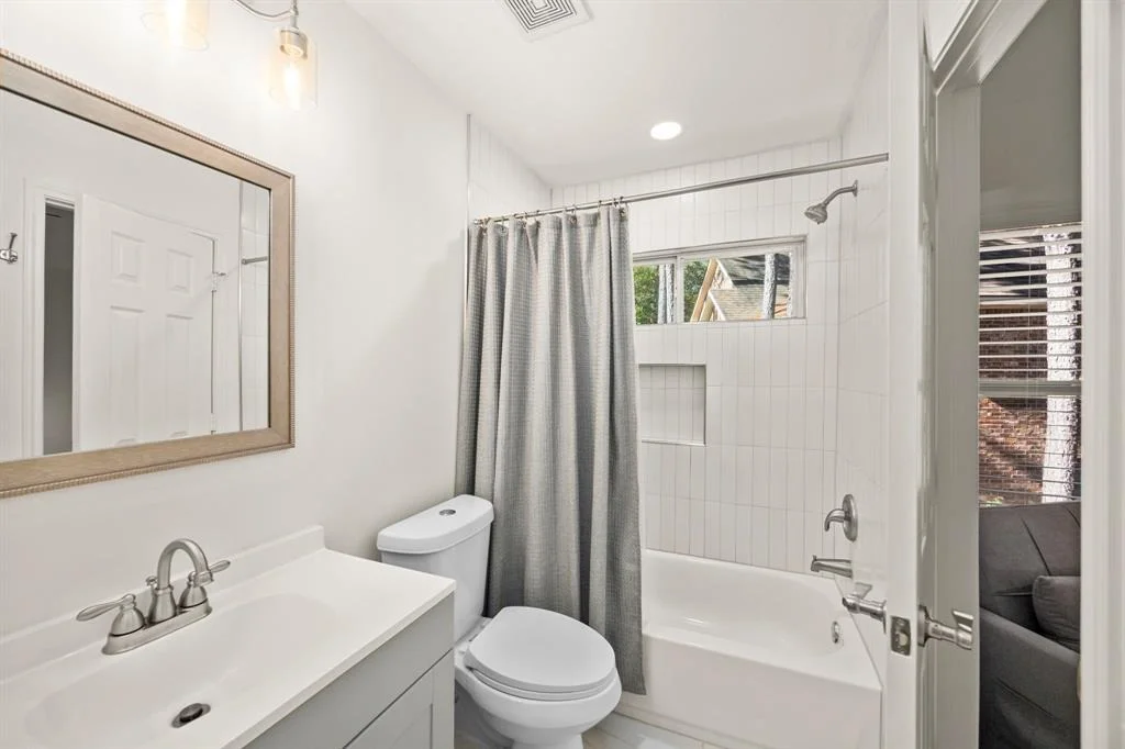 Photo of 84 W Sandalbranch Circle