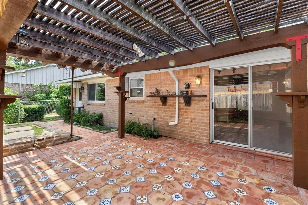 Photo of 4415 Fallbrook Drive