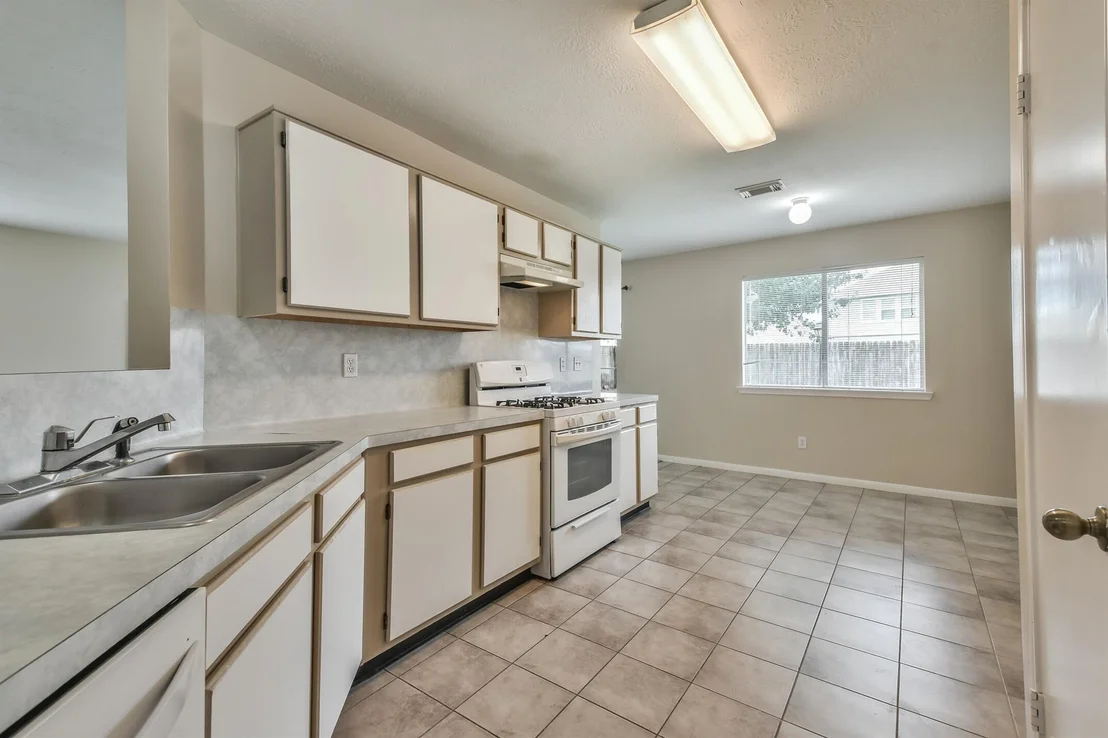 Photo of 19906 Black Cherry Bend Court