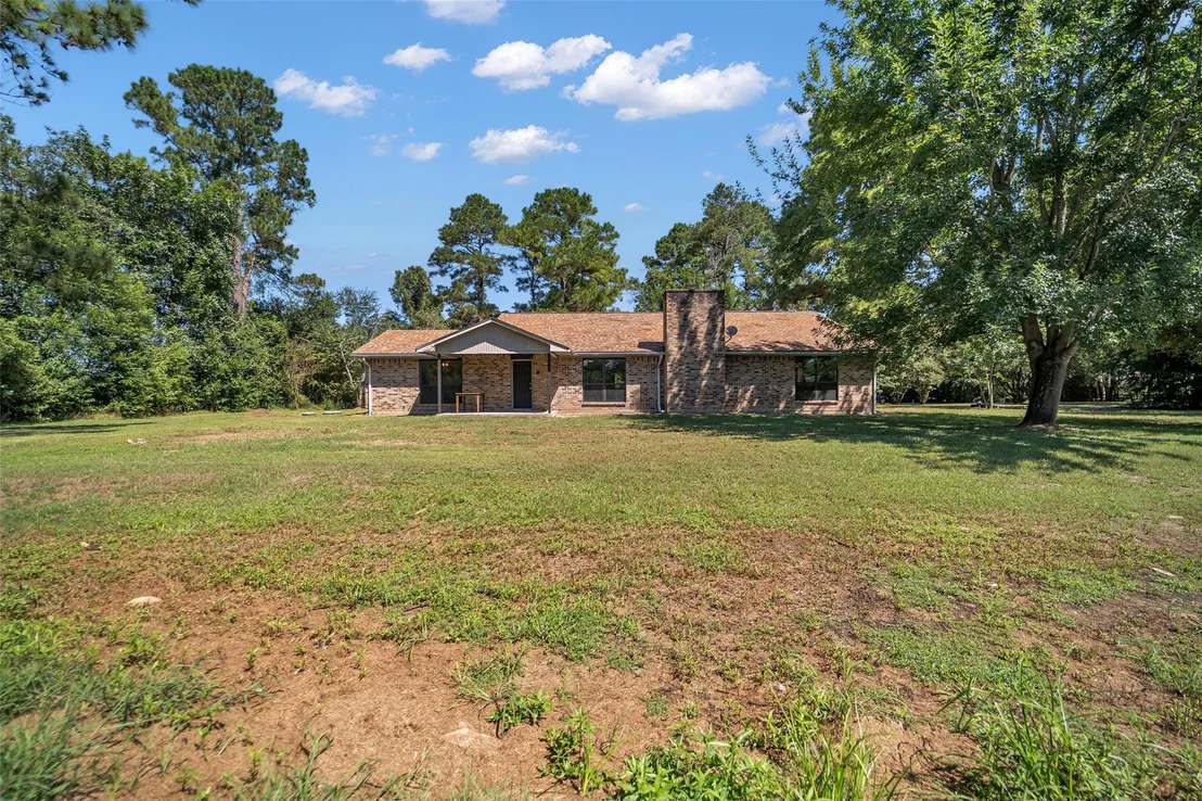Photo of 32219 Grapevine Street