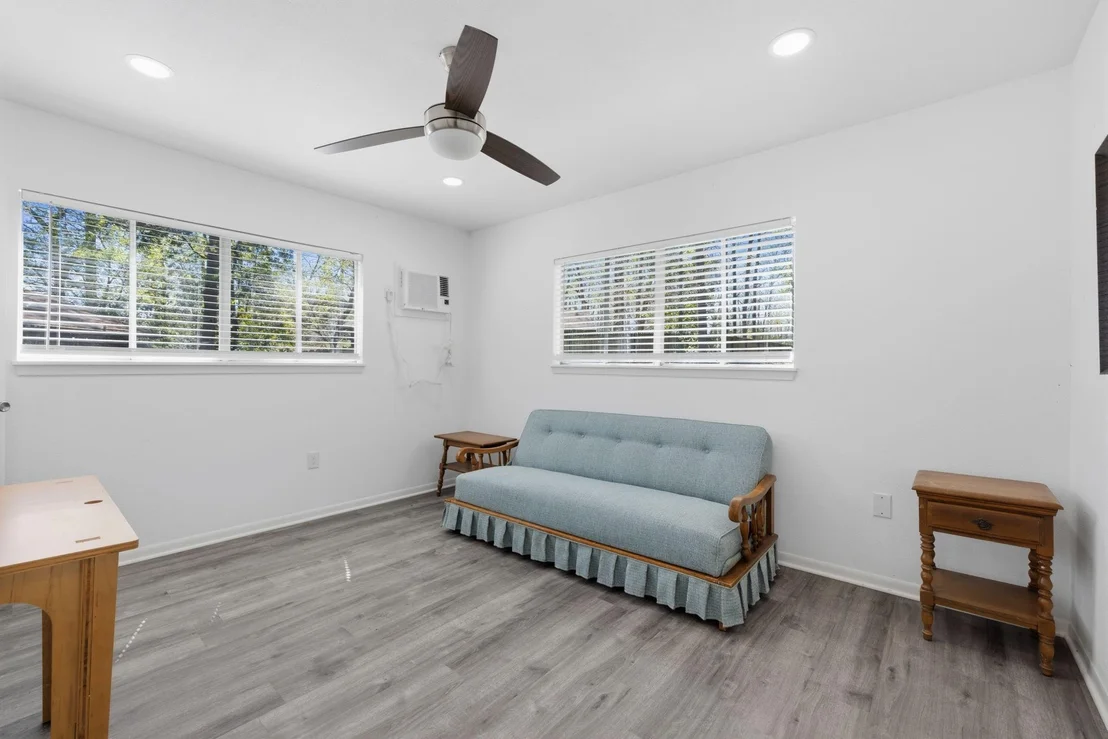 Photo of 400 Driftwood Drive