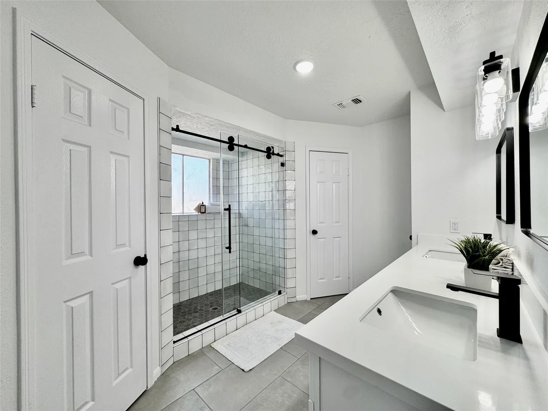 Photo of 3739 Moonlite Drive
