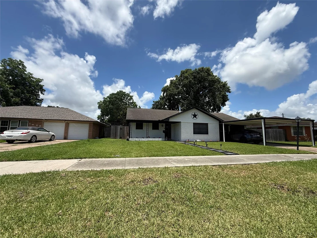 Photo of 1604 Leneva Lane