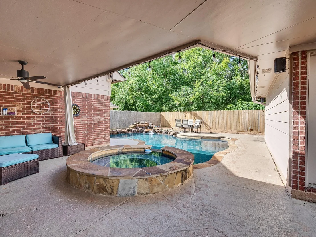 Photo of 7318 Timberline Drive