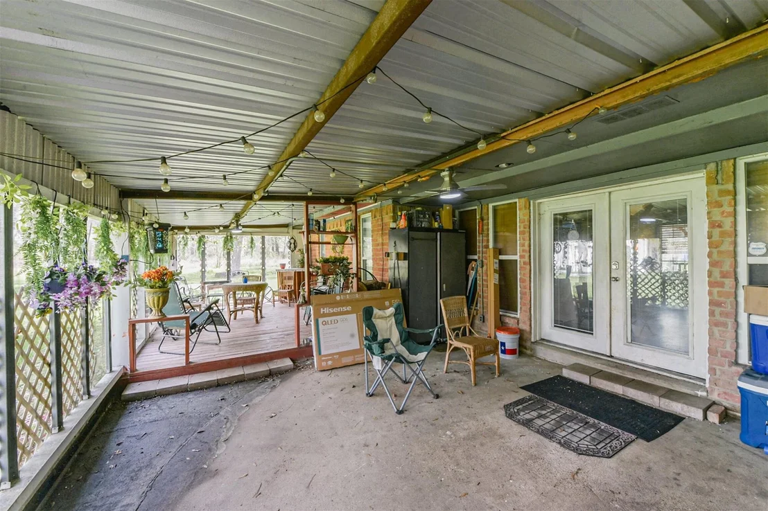 Photo of 17041 Live Oak Circle