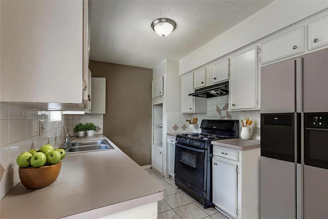 Photo of 7023 Sandswept Lane