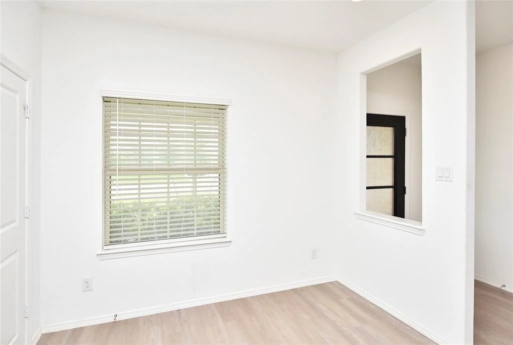 Photo of 4935 Twin Summit Drive