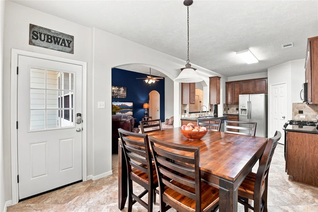Photo of 4601 Meadow Way Drive