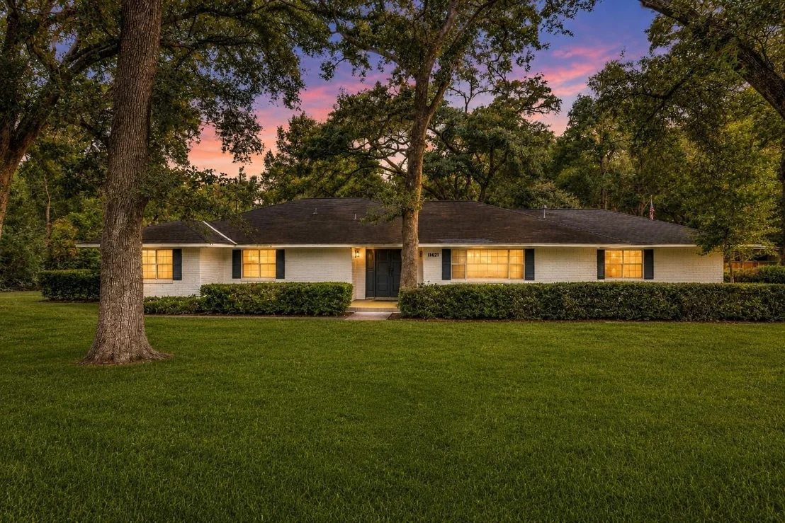 Photo of 11427 Glenora Drive