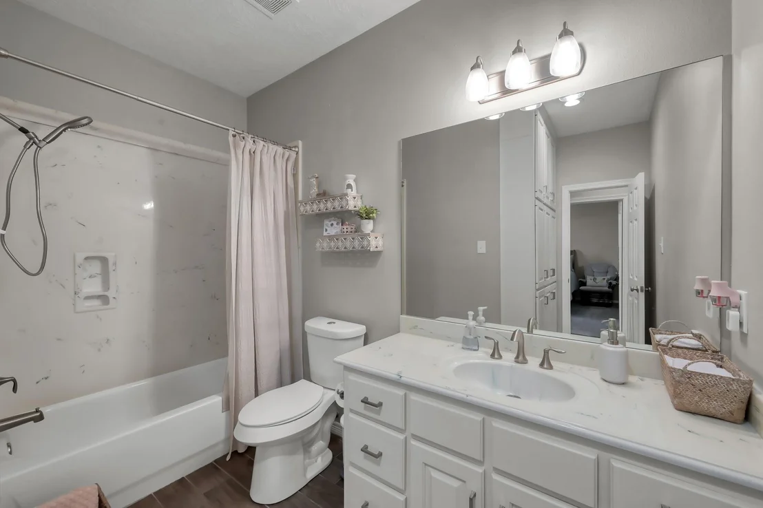 Photo of 13422 Hidden Valley Drive