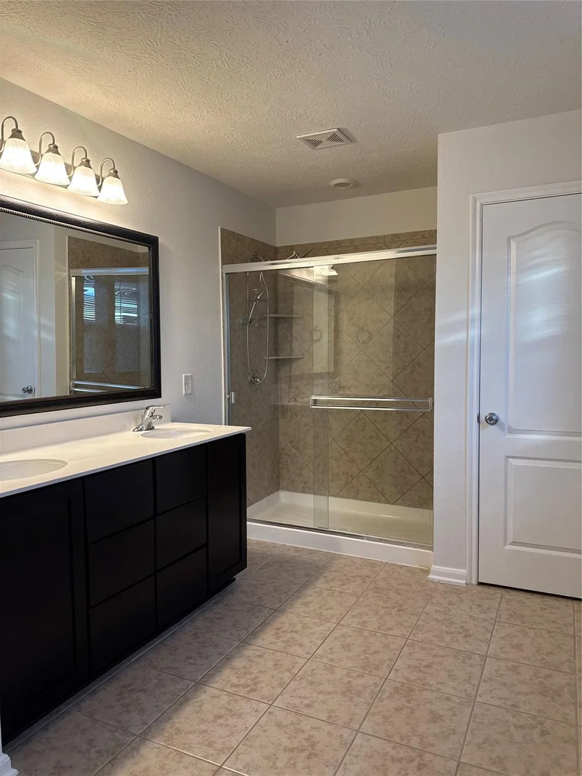 Photo of 15815 Copper Oak Lane