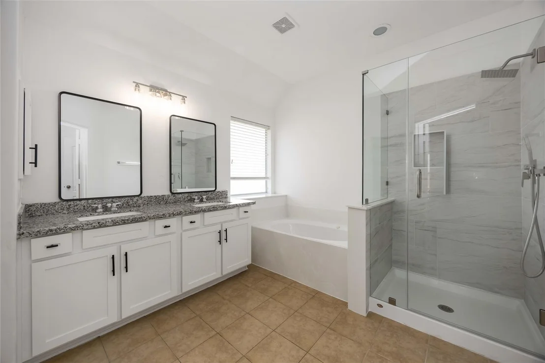 Photo of 6107 Menor Crest Drive