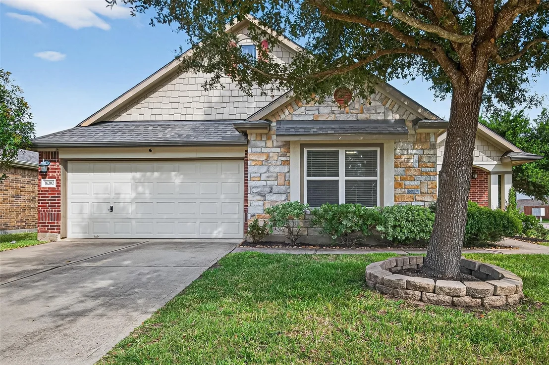 Photo of 16202 Peach Bluff Lane