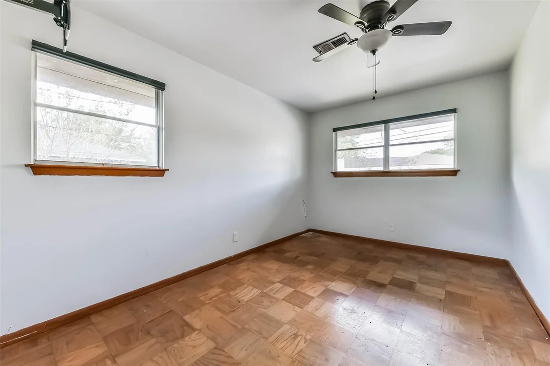 Photo of 3517 Tanglebriar Drive
