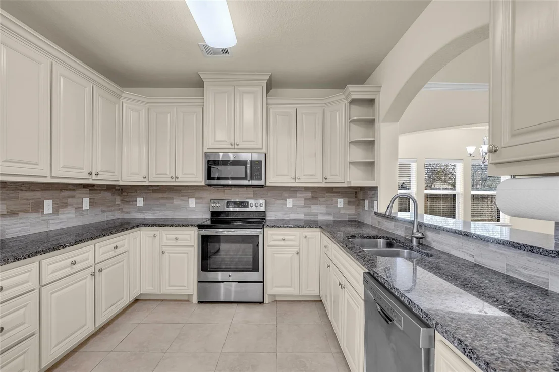 Photo of 323 Texas Avenue