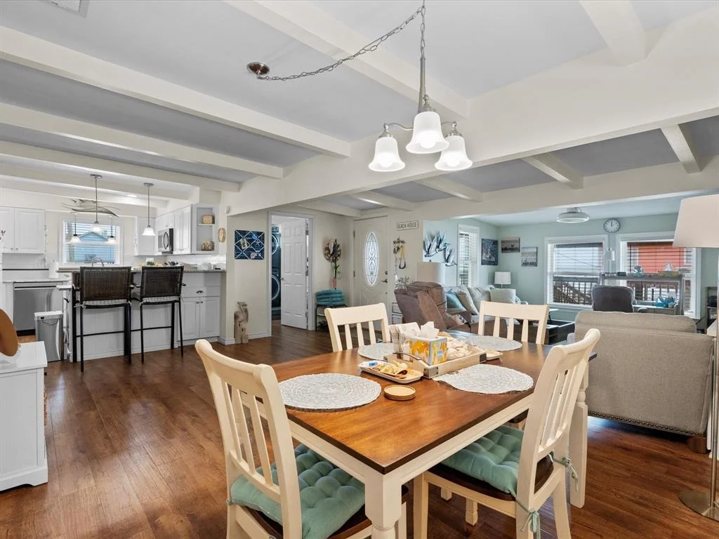 Photo of 1103 White Cap Drive