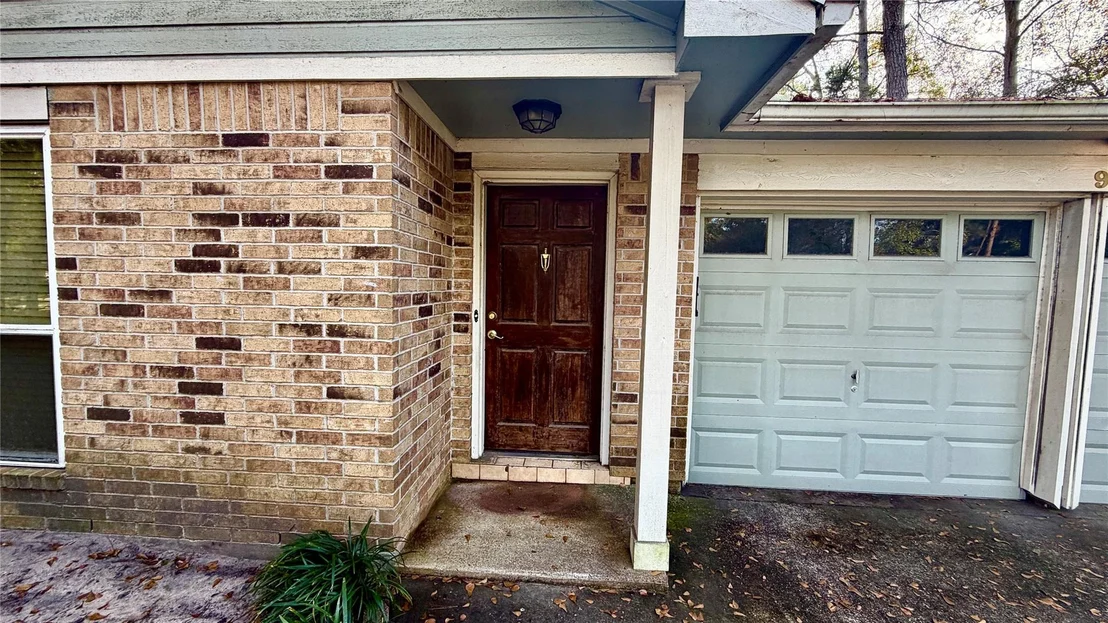 Photo of 98 E Mistybreeze Circle